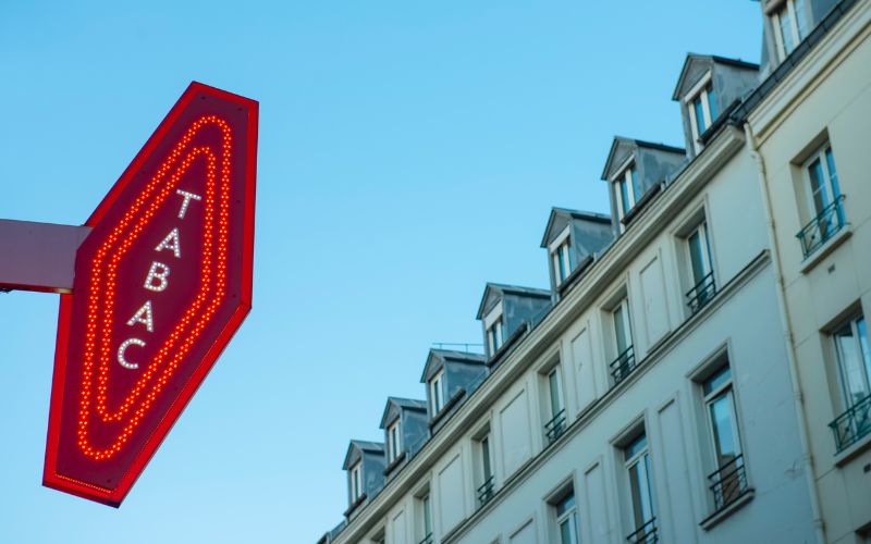 Enseigne drapeau métier tabac