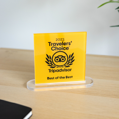 Trophée personnalisé pour compétition sportive ou diplome personnalisé.